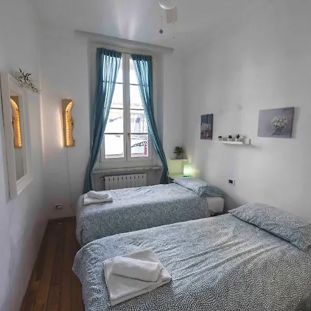 At 128 : Little Garden In The * Turin