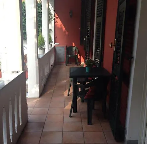 At 128 : Little Garden In The * Turin