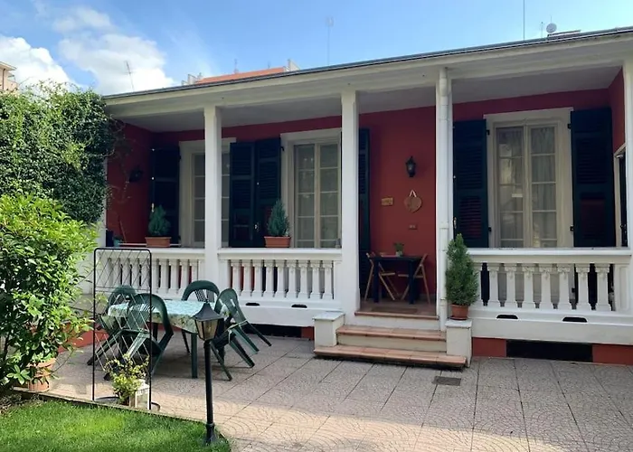 Appartement At 128 : Little Garden In The