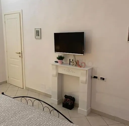At 128 : Little Garden In The Appartement Turin