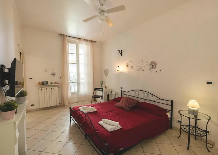 Appartement At 128 : Little Garden In The *