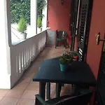 公寓 At 128 : Little Garden In The *