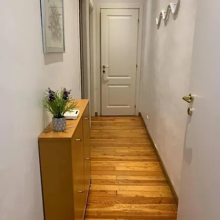 Appartamento At 128 : Little Garden In The *